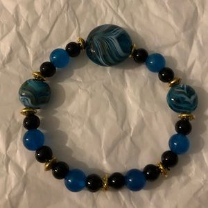 NEW Turquoise and gold glass bracelet